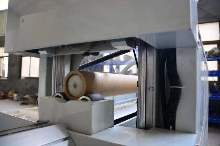 fully automatic core cutter knife