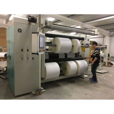 Slitten papiermachine